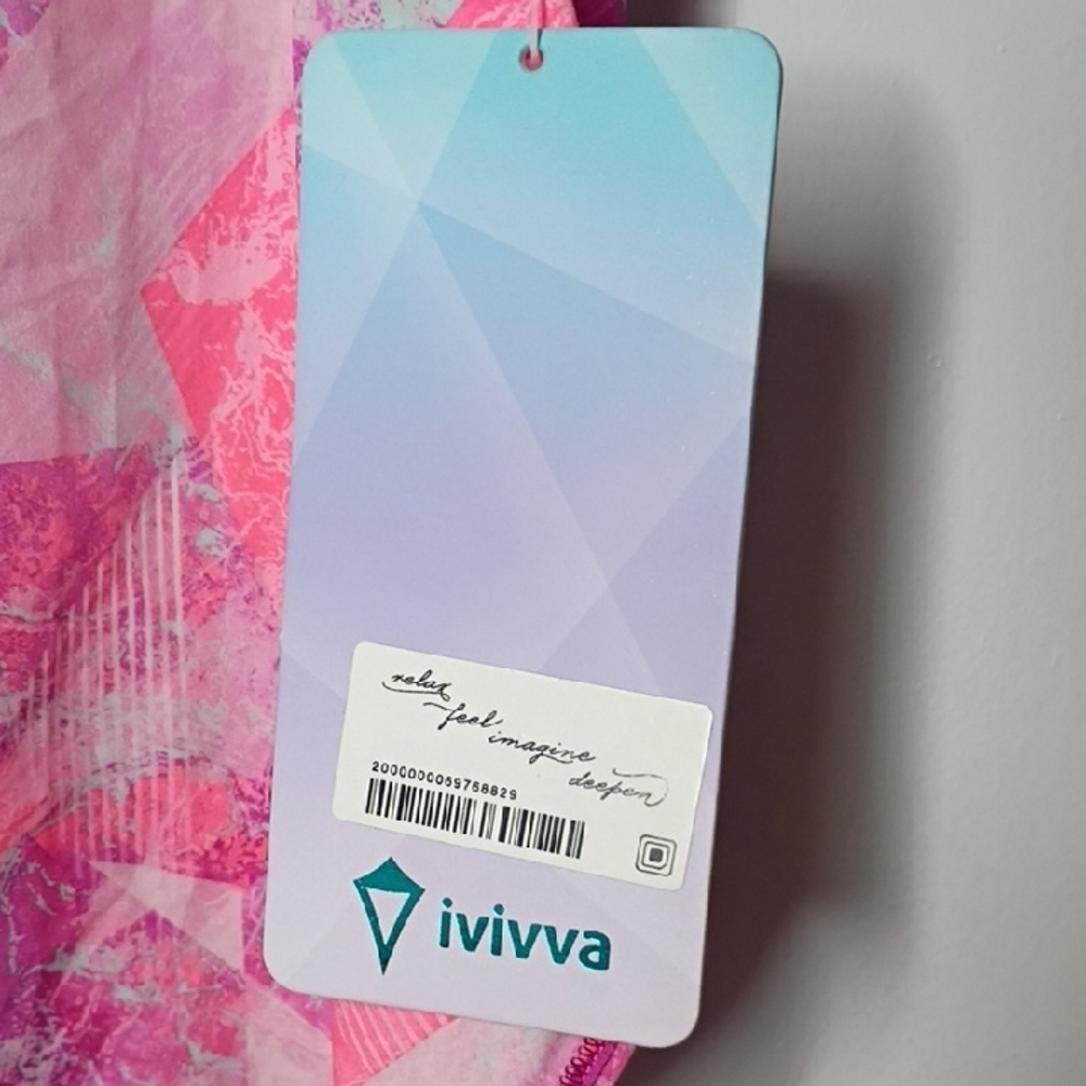Lululemon Ivivva  Sun Sprinter Singlet athletic racerback tank top. - Picture 3 of 9
